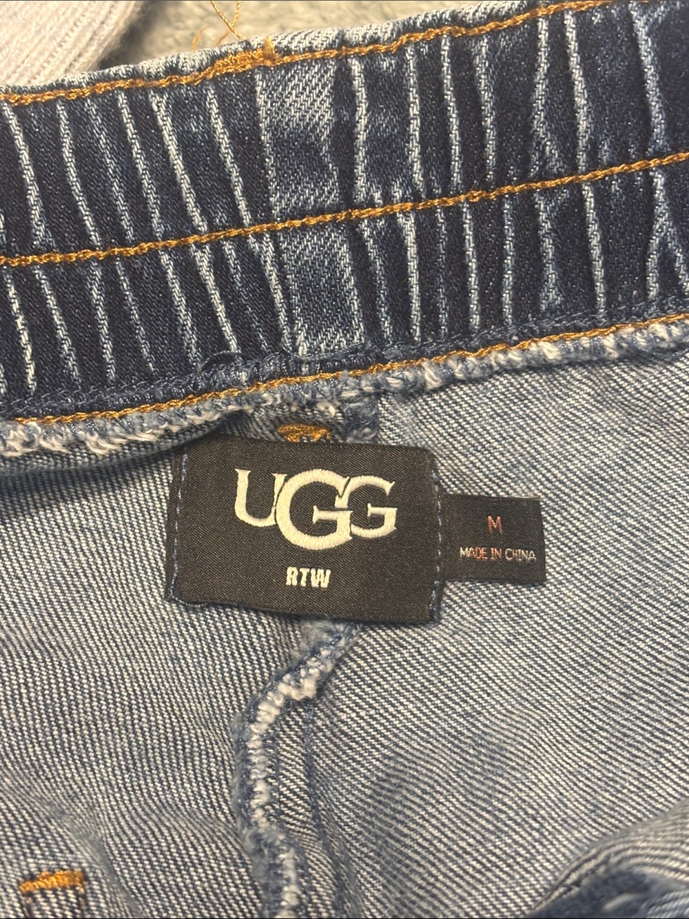 UGG Etna Pants Cropped Wide Leg Blue Jeans. Size M - Picture 5 of 5